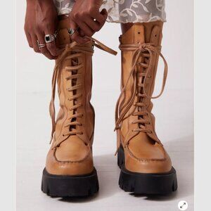 New Free People Jones Lug Sole Lace Up Boots Size 9 MSRP: $278 Leather
